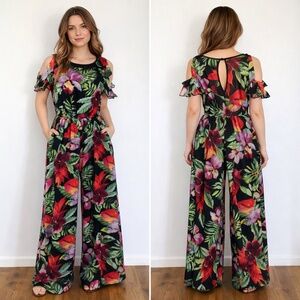 Rinascimento jumpsuit/onepiece women M black/pink floral sheer wide leg flutter